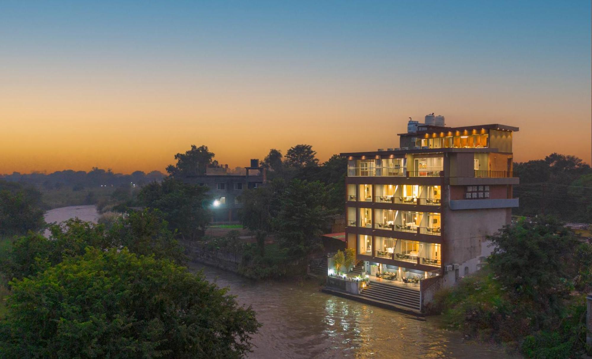Sukoon By The Ganges - A Riverside Retreat หริทวาร ภายนอก รูปภาพ