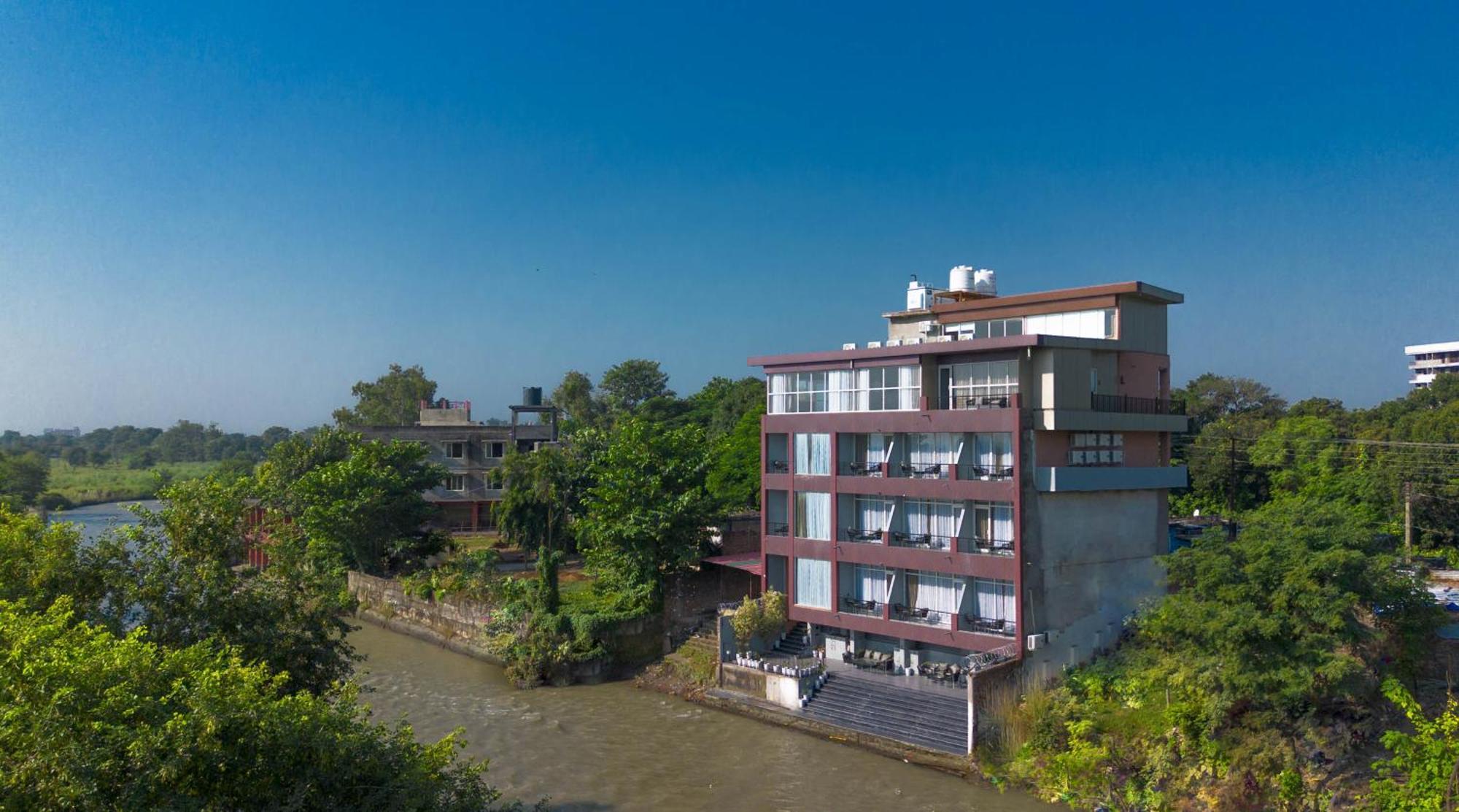 Sukoon By The Ganges - A Riverside Retreat หริทวาร ภายนอก รูปภาพ